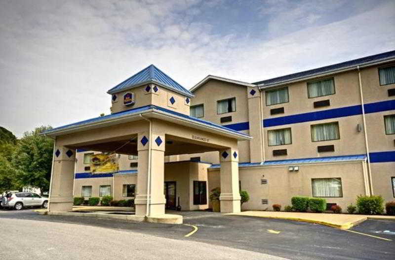 Best Western Logan Inn Chapmanville Экстерьер фото