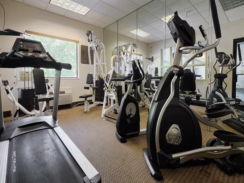 Best Western Logan Inn Chapmanville Экстерьер фото